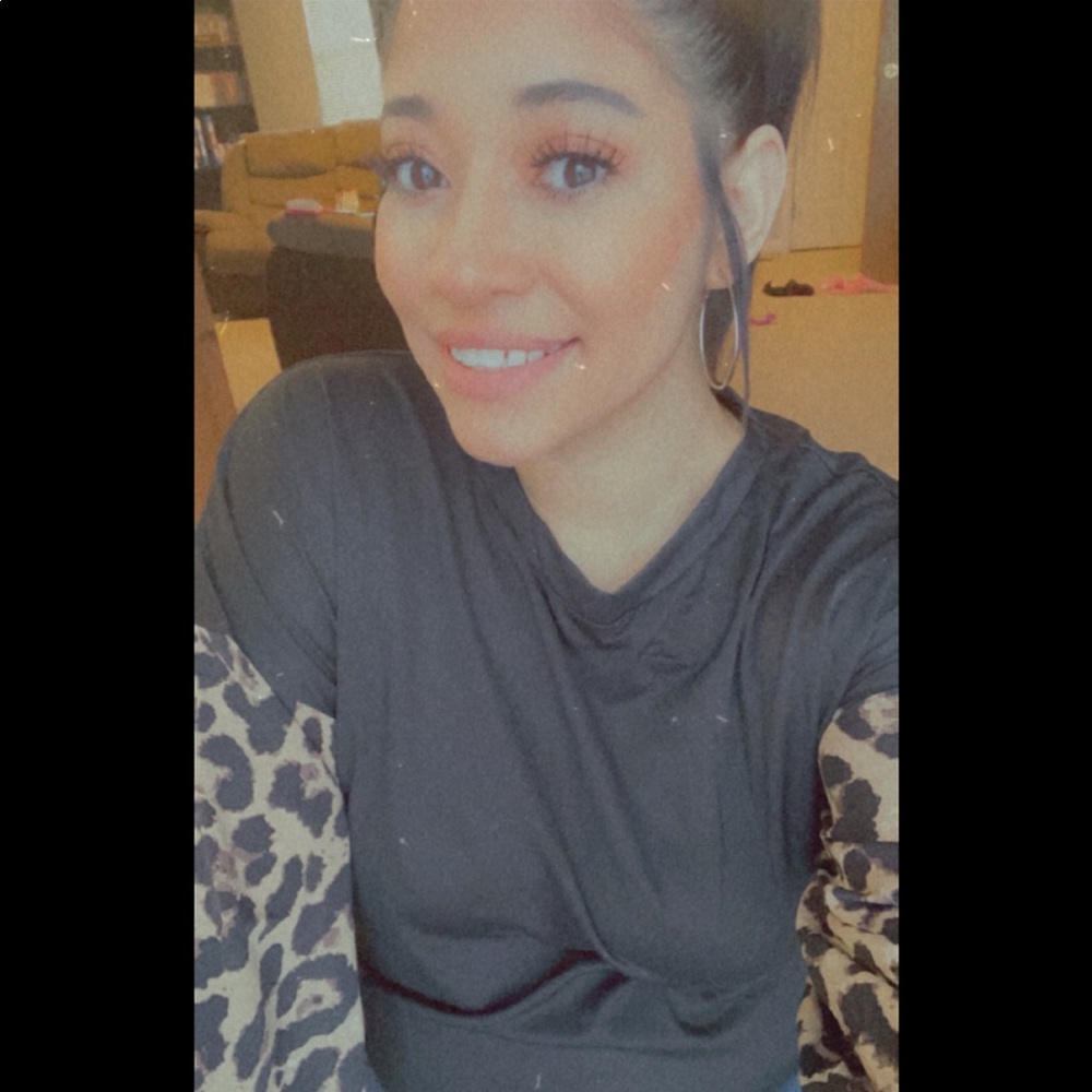 Meet your Posher, Victoria